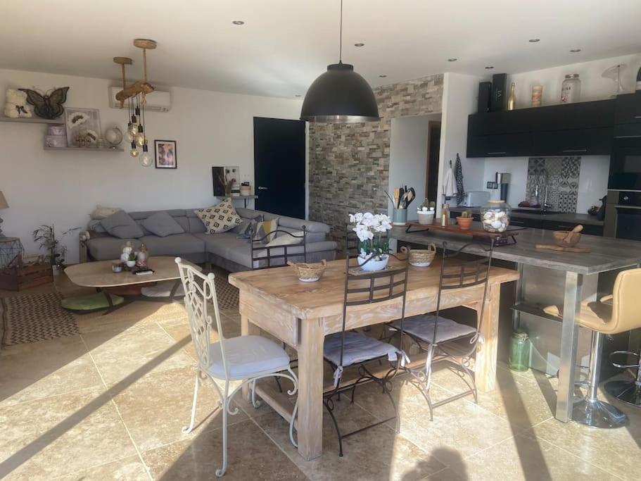 Superbe Villa En Provence 85 M2 Puimichel المظهر الخارجي الصورة
